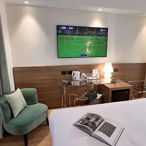 **** Hotel Western Italie